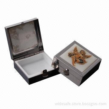 Sea/Air Freight Services for Boxes Transportation from China